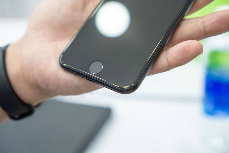 iPhone SE 2020 có hiệu năng mạnh nhờ chip A13