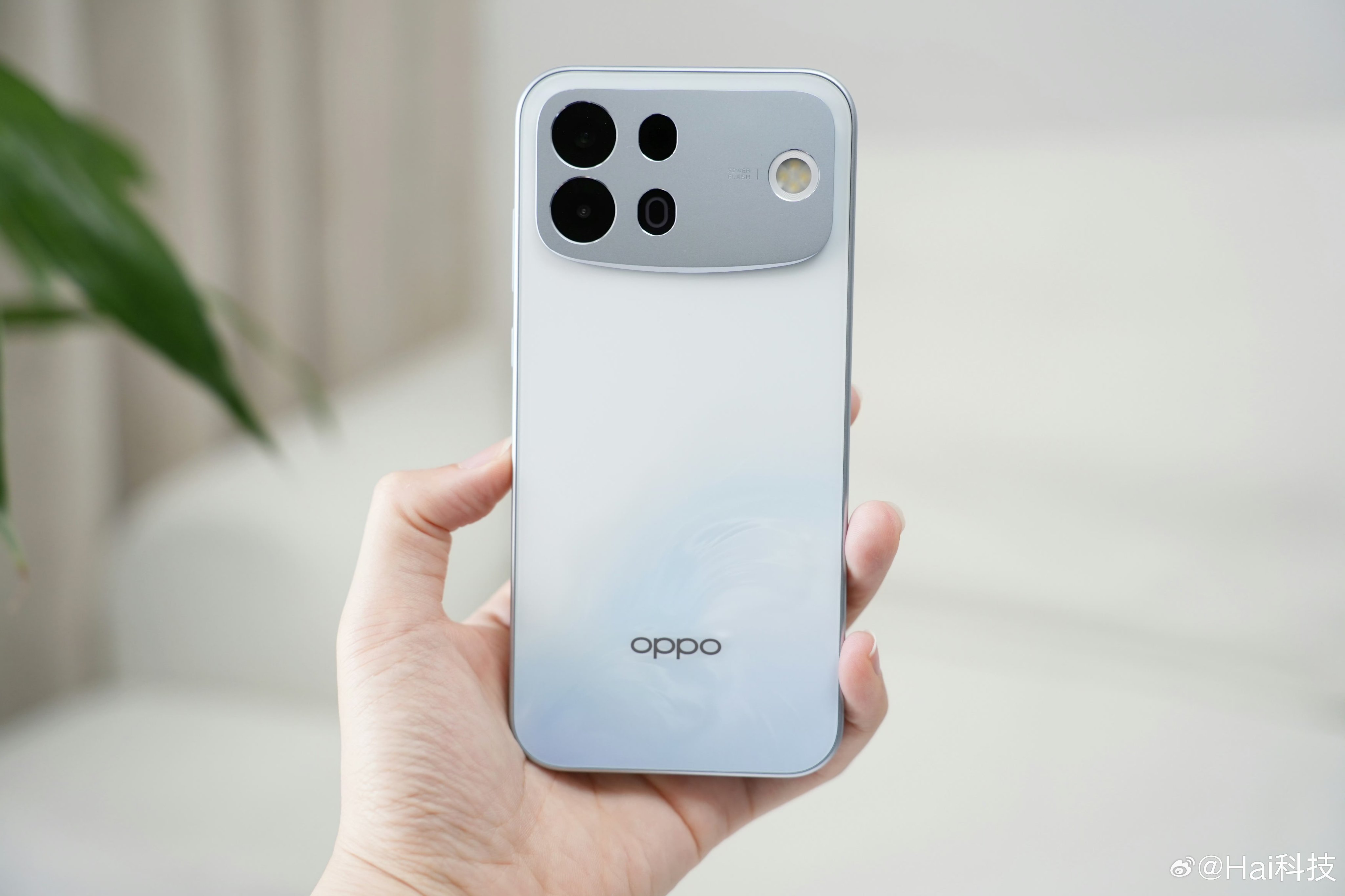 Oppo A7 Pro Max trang bị camera chính độ phân giải 50MP