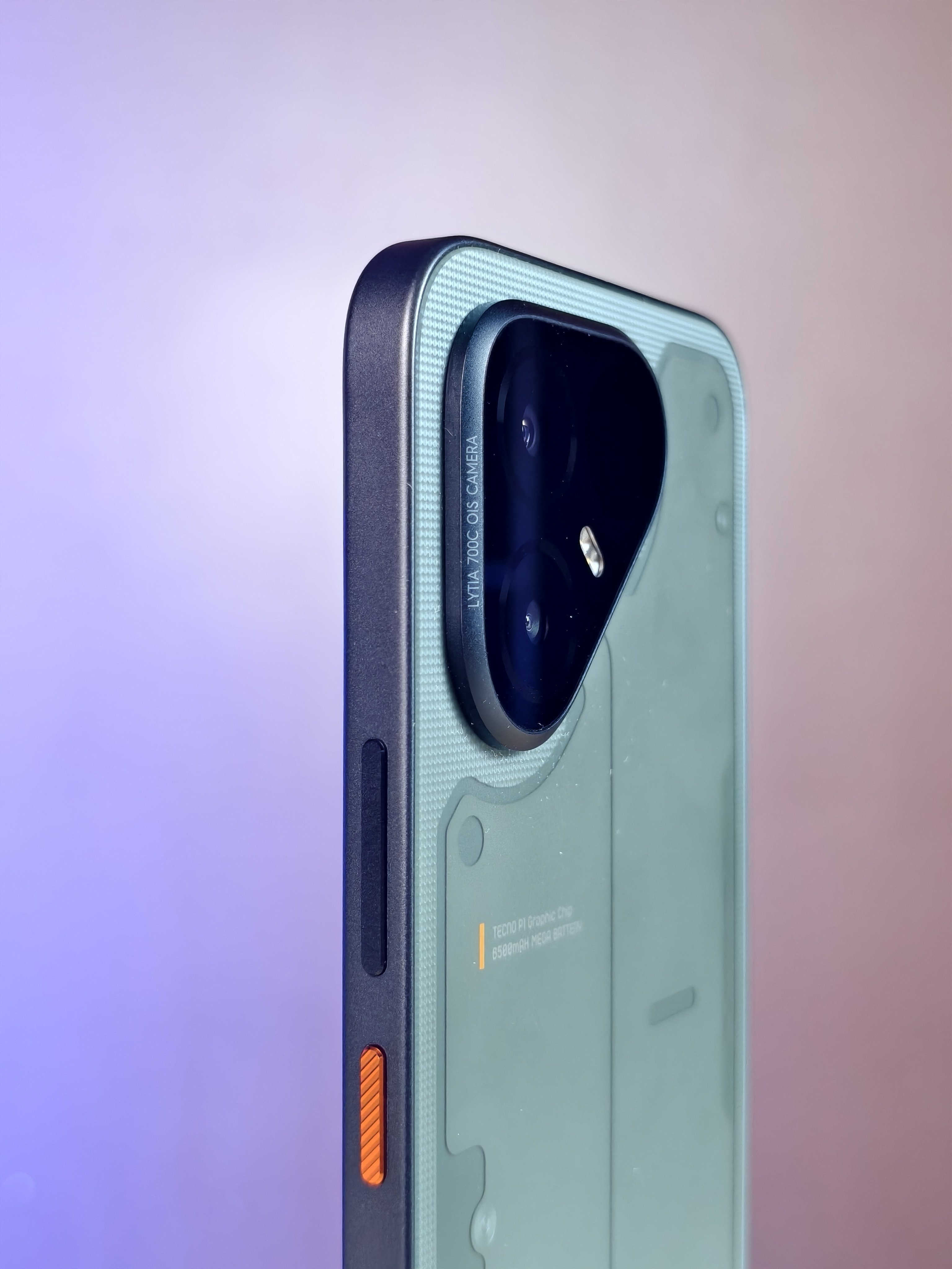 Tecno Pova 8 Pro trang bị cụm camera kép 50MP