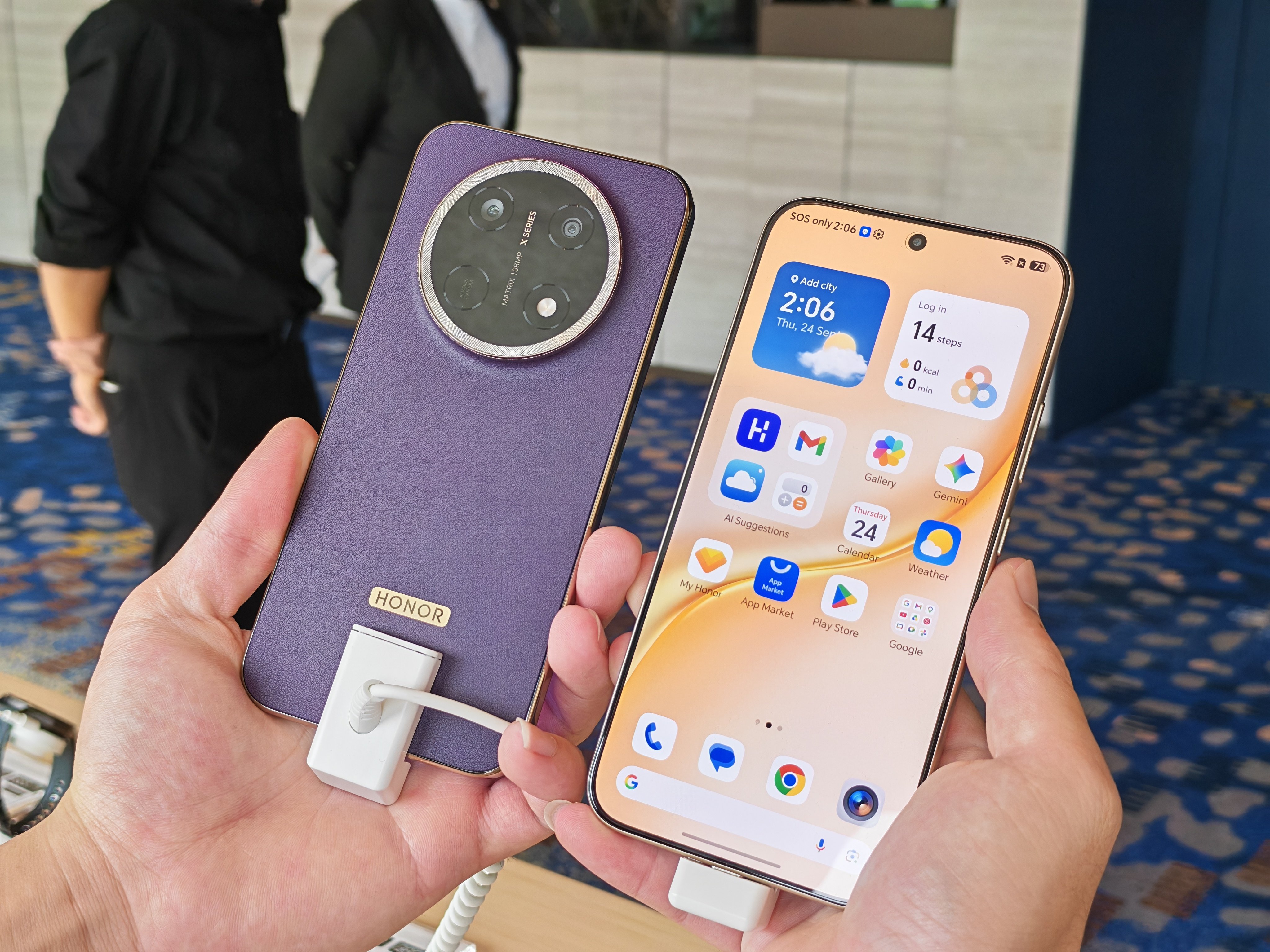 HONOR X9e Pro có thiết kế bằng chất liệu nhôm