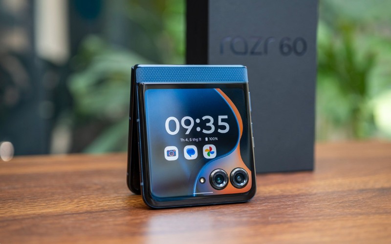 Điện thoại Motorola Razr Series