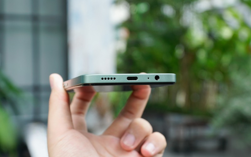 Pin 5.200mAh và sạc nhanh 35W