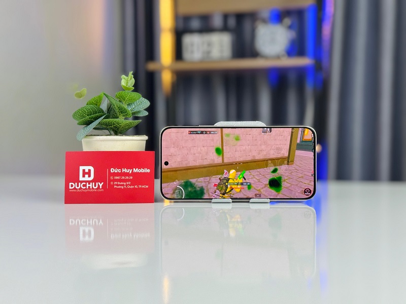 Màn hình hình AMOLED độ sáng 5000 nits