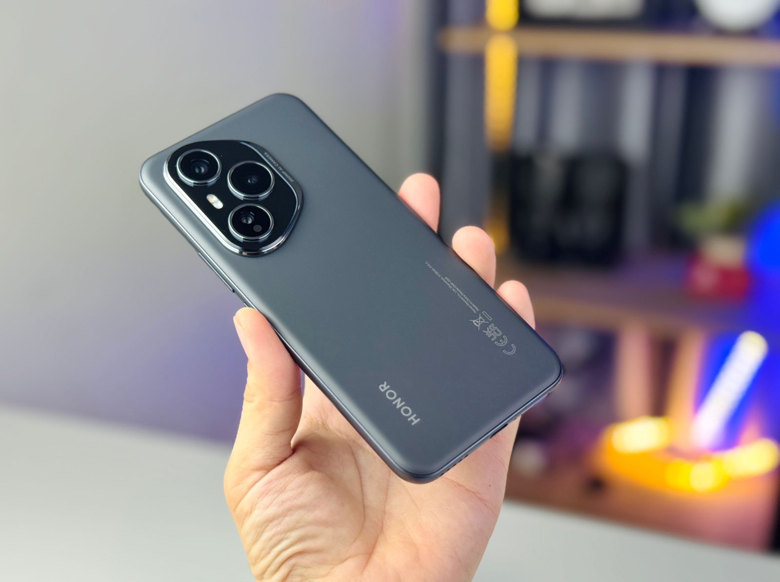 Honor 400 Pro thiết kế bo cong 