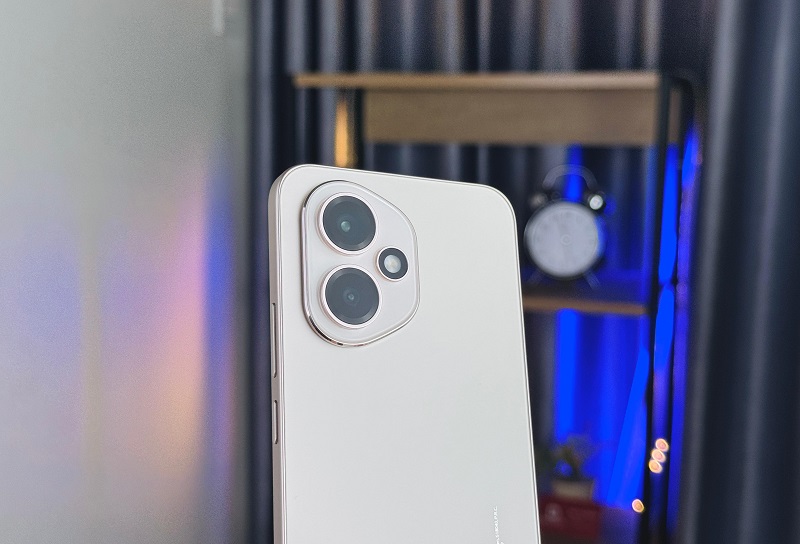Honor 400 camera tele 50MP.