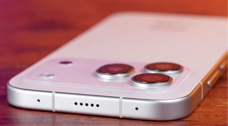 ngoại hình HONOR 600 Pro mỏng nhỏ gọn