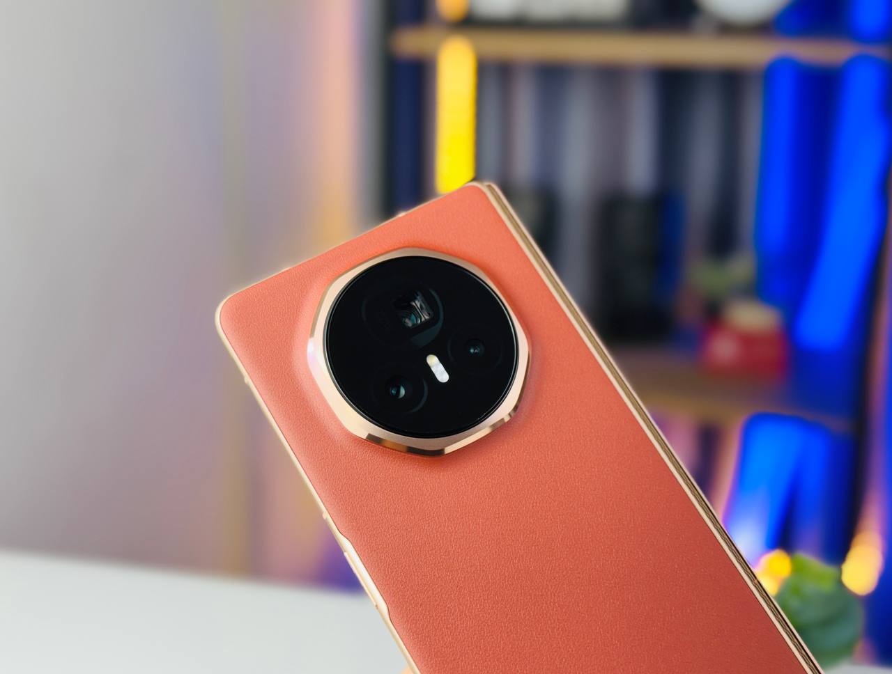 Honor Magic V3 sở hữu cụm camera chính 50MP
