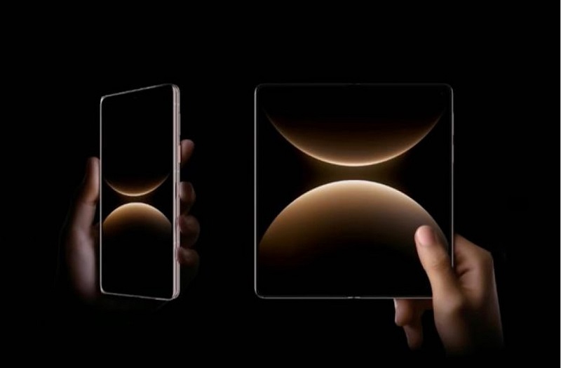 Huawei Mate X7 có 2 màn hình nổi bật