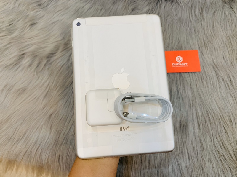 iPad Mini 4 thiết kế mỏng nhẹ 