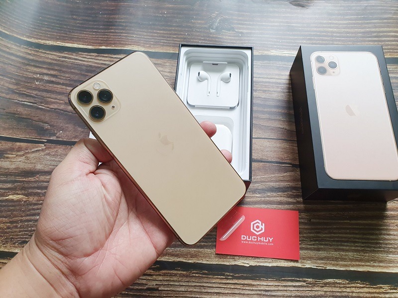 Trên tay iPhone 11 Pro Max 64GB 2 Sim