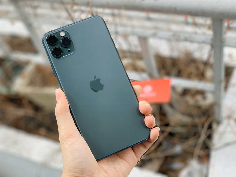 iPhone 11 Pro Max thiết kế đẹp mắt