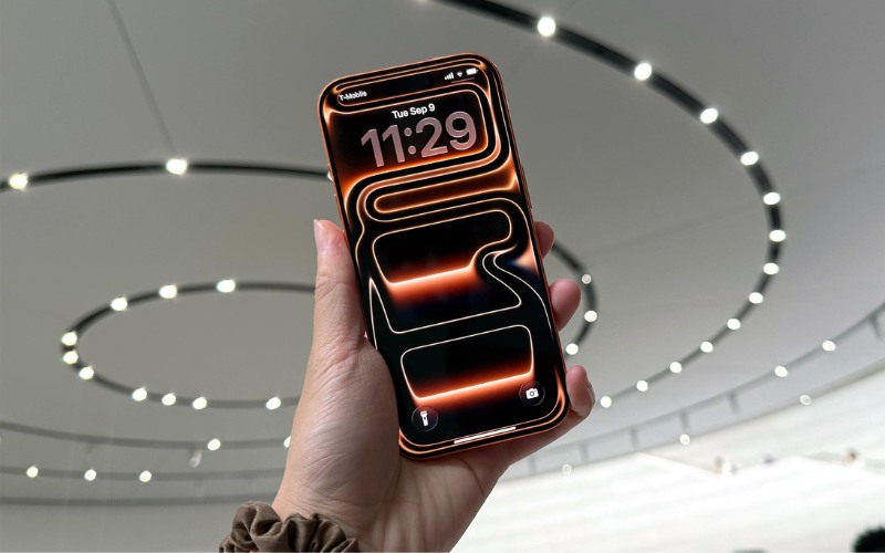 iPhone 17 Pro sở hữu màn hình OLED Super Retina XDR 6,3 inch 120Hz 