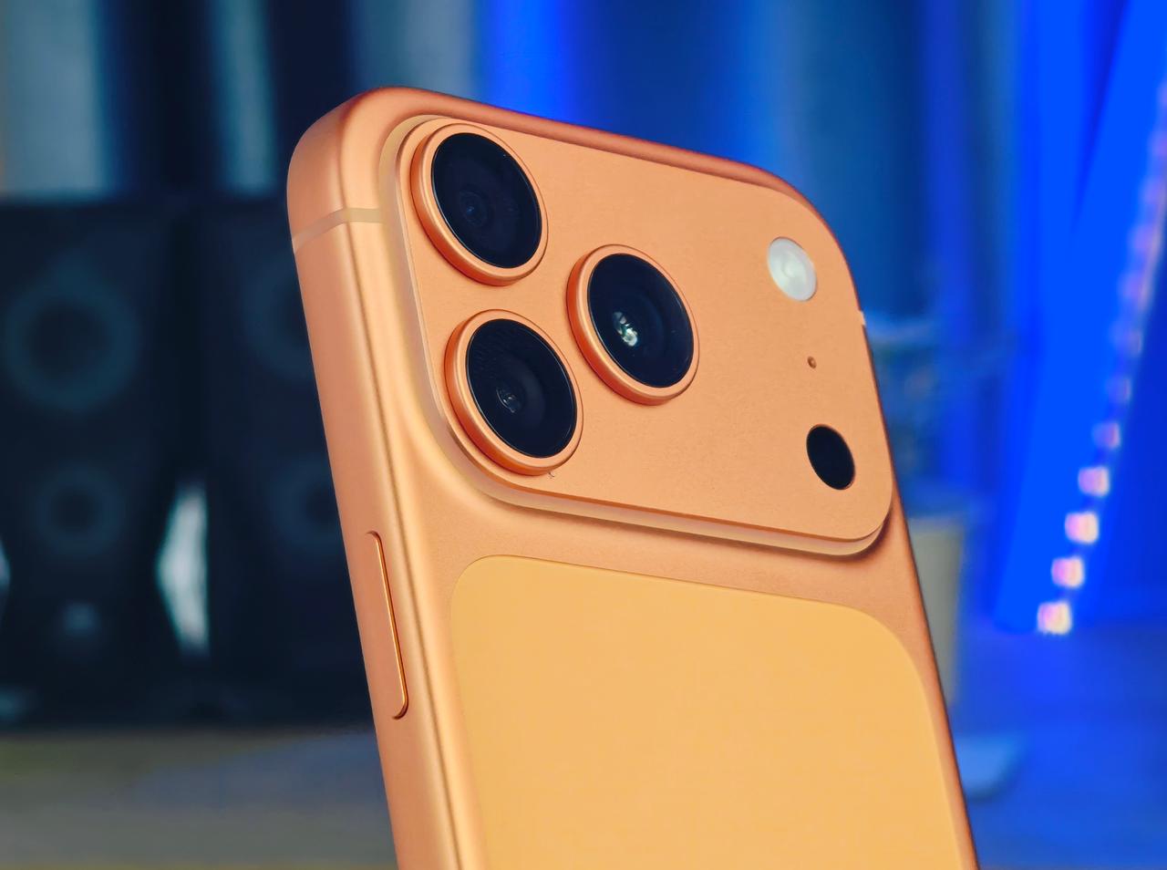 iPhone 17 Pro 256GB có ngoại hình sang trọng