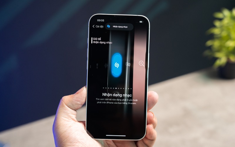Đánh giá iPhone 16e 512GB