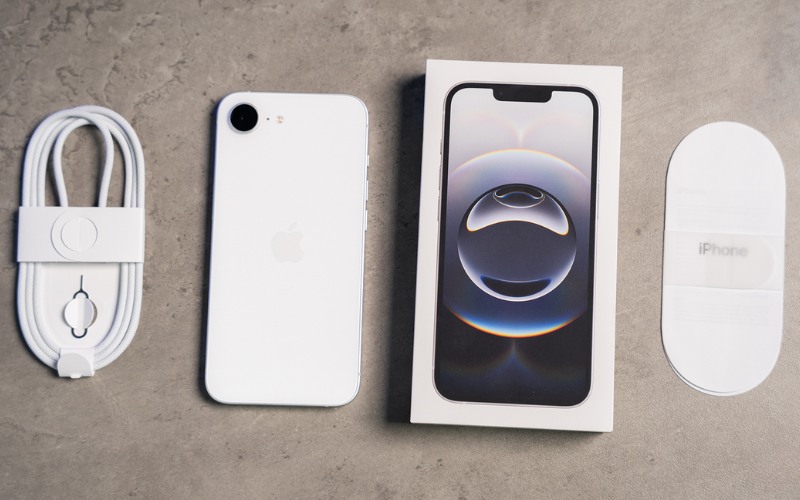 Dung lượng pin 4005mAh lớn nhất trong dòng iPhone thường