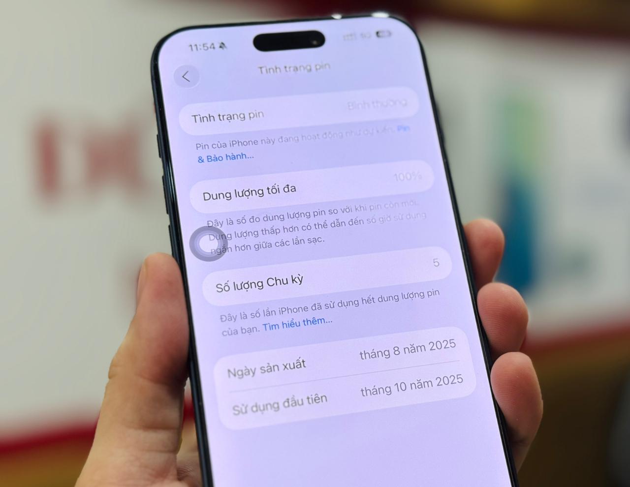 iPhone 17 Pro Max 512GB có pin dung lượng 4832 mAh