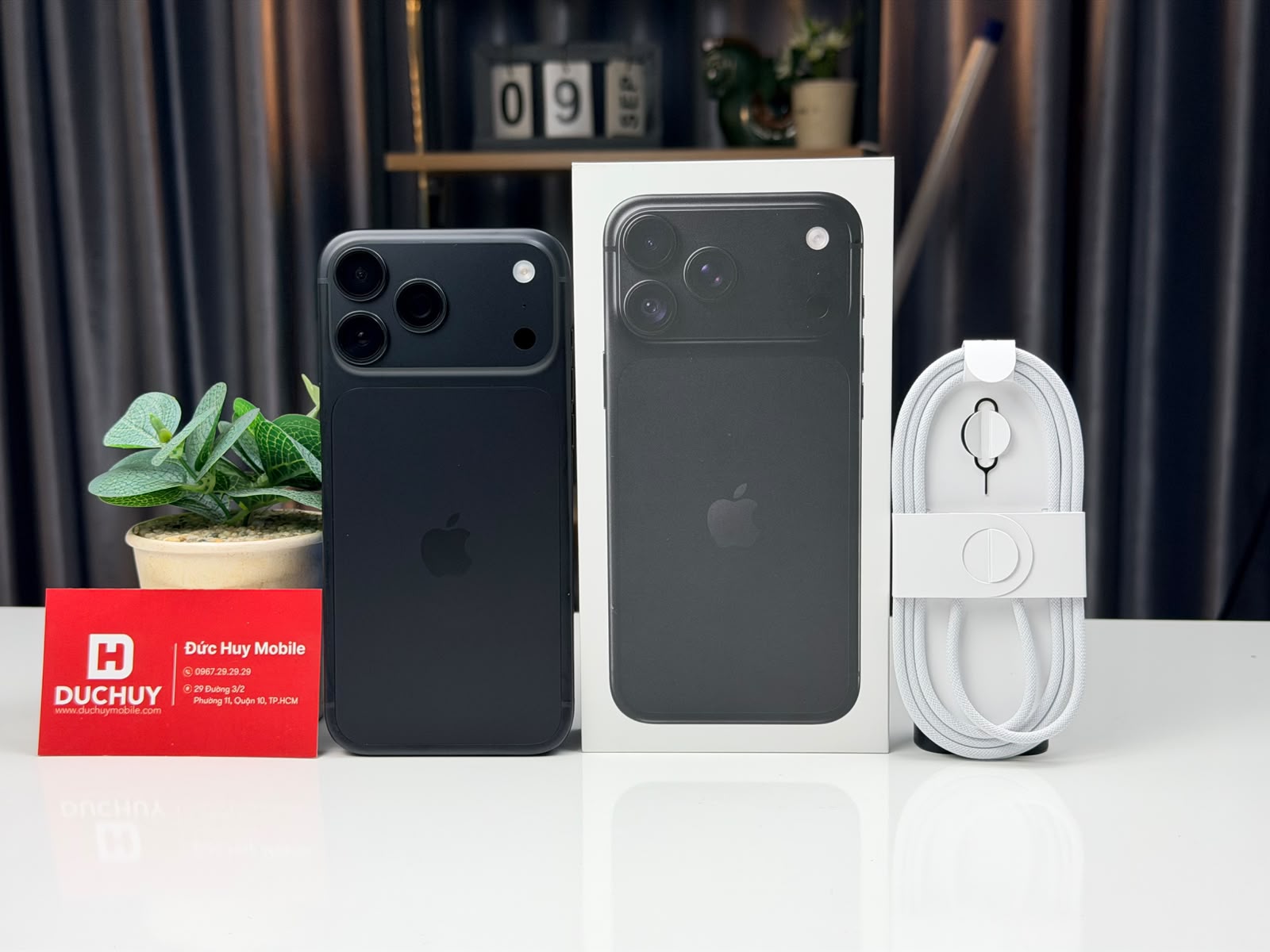 iPhone 18 Pro Max có phụ kiện tối giản