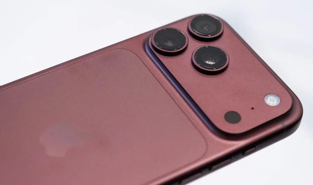 iPhone 18 Pro/18 Pro Max có khe SIM không