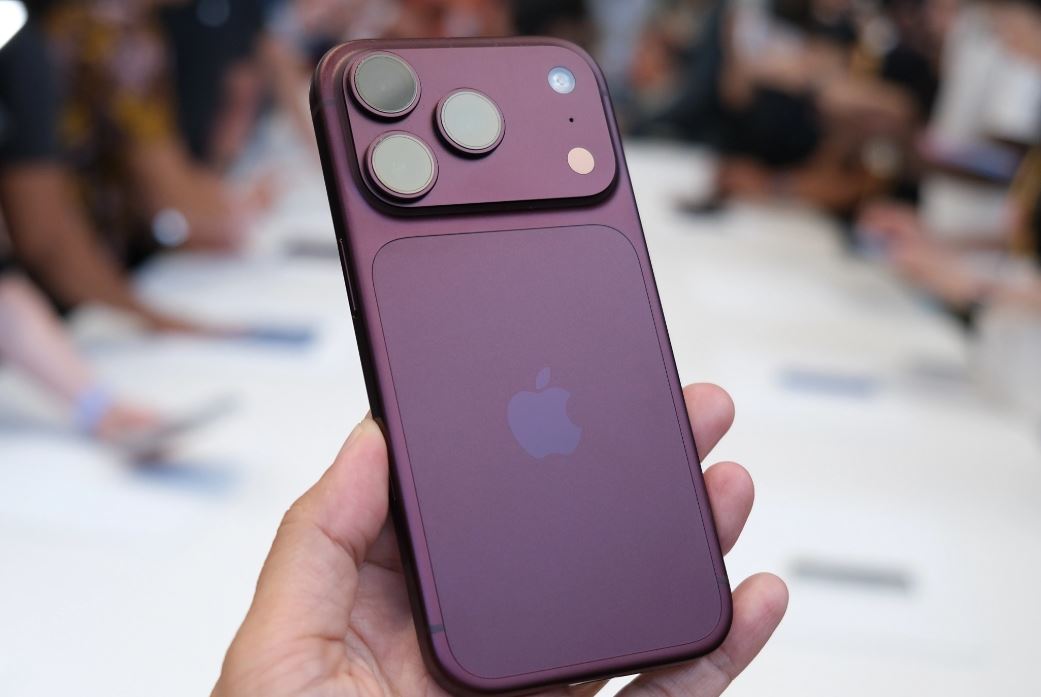 iPhone 18 Pro Max màu Đỏ Burgundy 