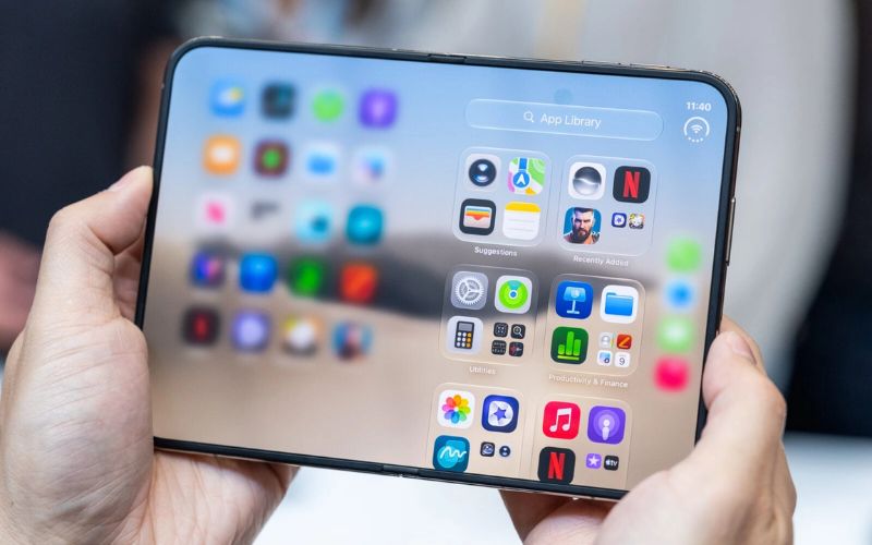 iPhone Duo hỗ trợ sạc nhanh tiện lợi