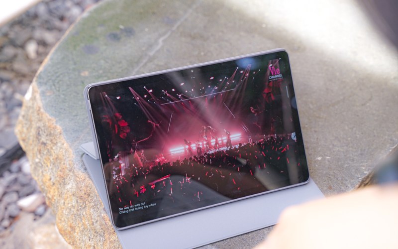 Màn IPS LCD 11 inch 90Hz chất lượng 2.5K