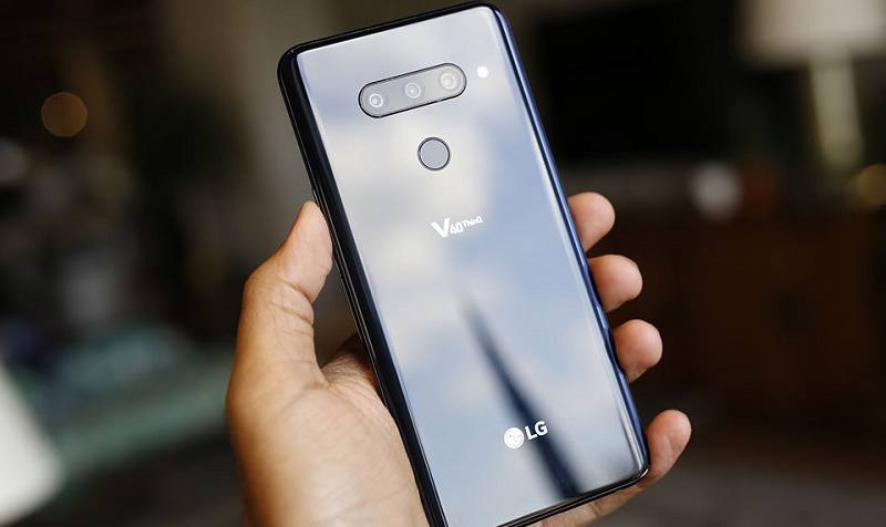 lg v40 thinq đánh giá mặt lưng 