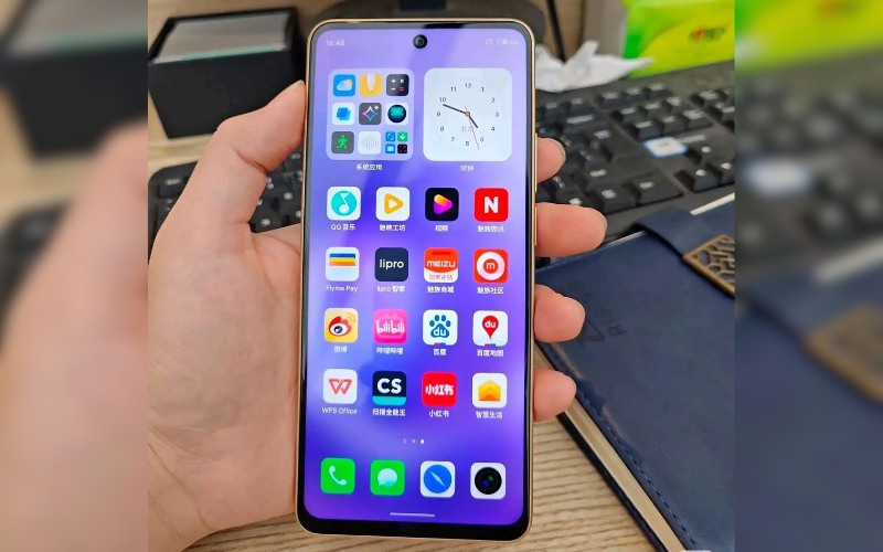 Màn hình LCD độ phân giải FullHD+