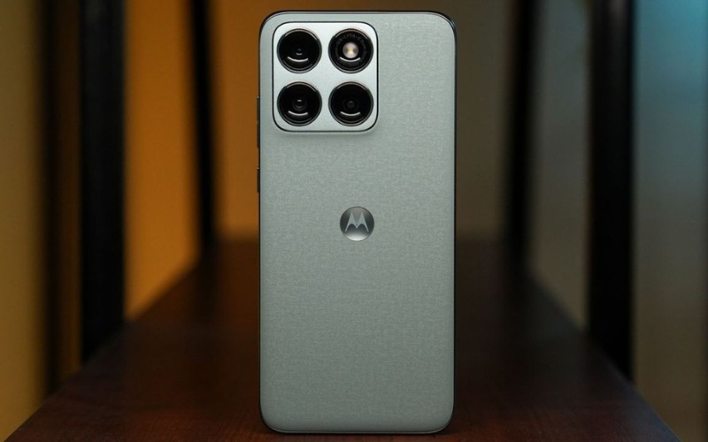 Thiết kế mỏng 7.2 mm và chuẩn IP69