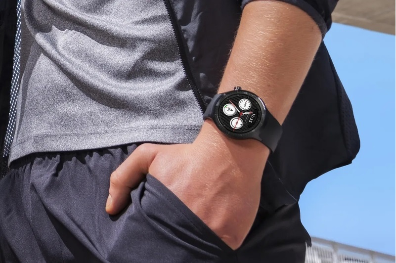 Đánh giá Motorola Moto Watch