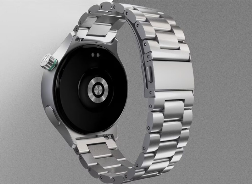 Giá bán Motorola Moto Watch bao nhiêu