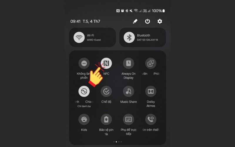 Dùng Thanh trạng thái bật NFC