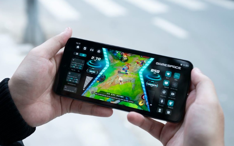 Hiệu năng Dimensity 7400 và hệ thống tản nhiệt chủ động