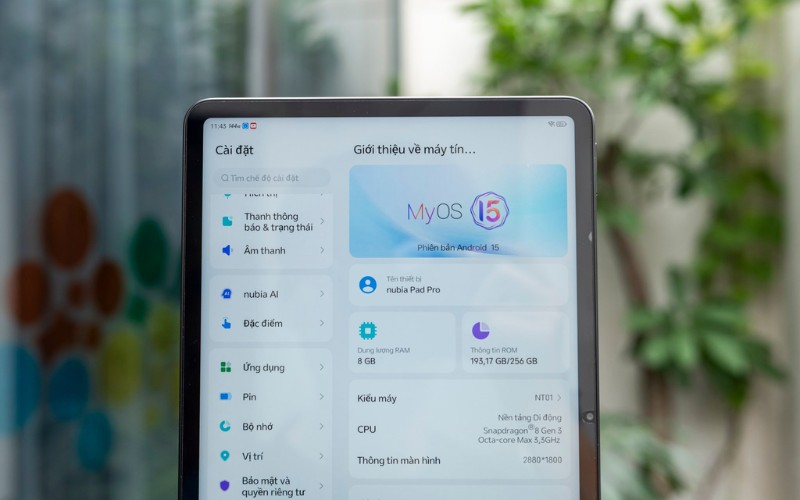 Hiệu năng top đầu với Snapdragon 8 Gen 3