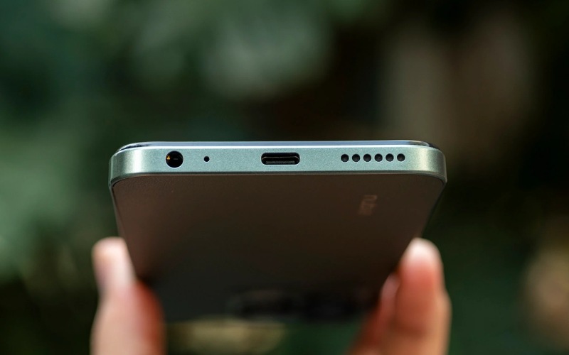 Pin 5000 mAh và sạc 22.5W