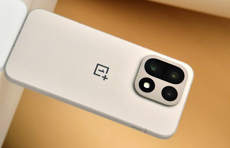 OnePlus 15