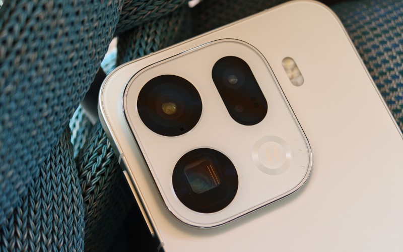 Hệ thống 3 camera 50MP chất lượng