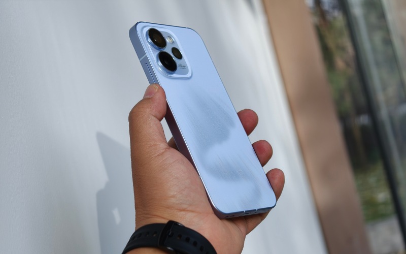 OPPO Reno 15 giá bán