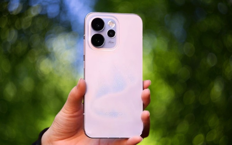 Pin 7000 mAh dùng thả ga