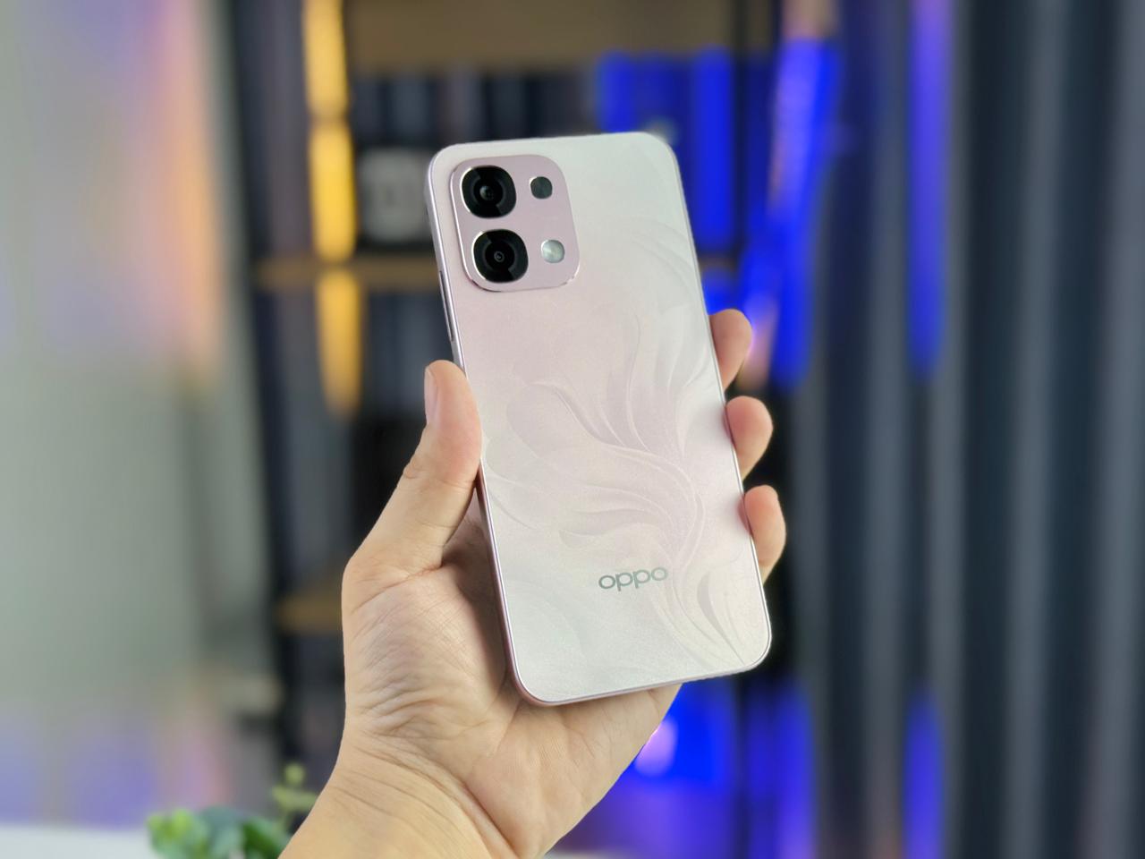 Trên tay OPPO A6 Pro 4G 256GB màu hồng