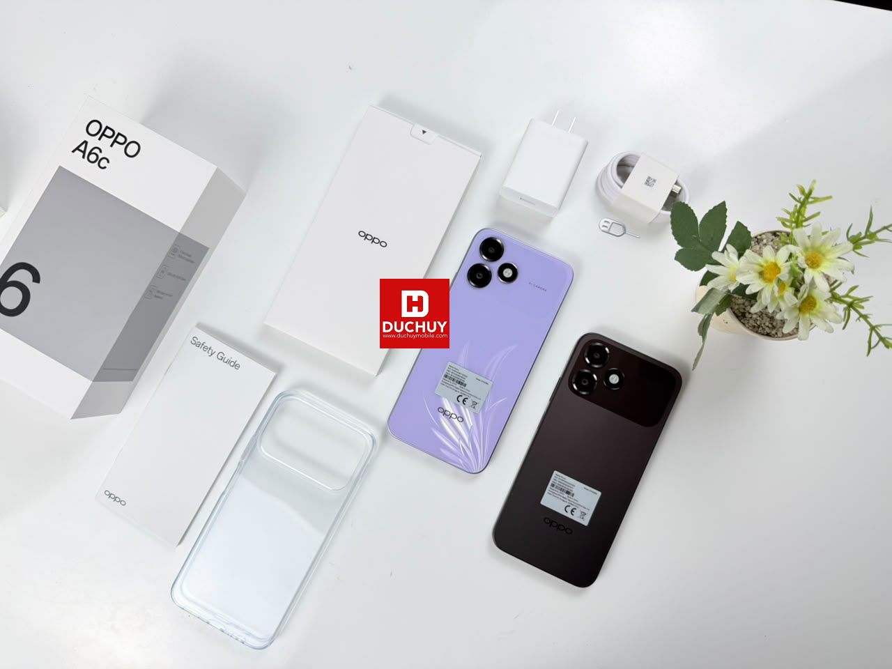 OPPO A6c có 2 màu