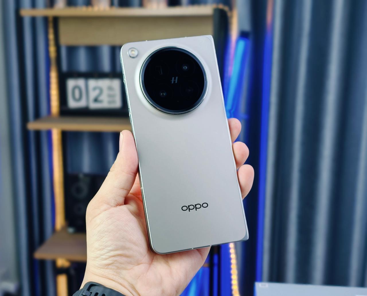 Oppo Find N6 có thiết kế mỏng nhẹ