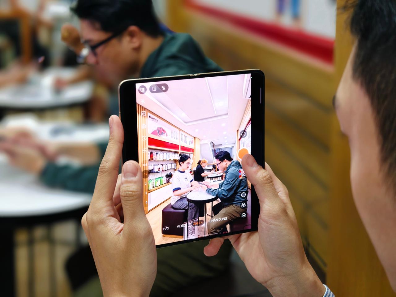 Trải nghiệm chụp ảnh trên OPPO Find N6 5G