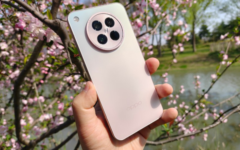 OPPO Find X8S được trang bị pin lớn 5.700mAh bền bỉ