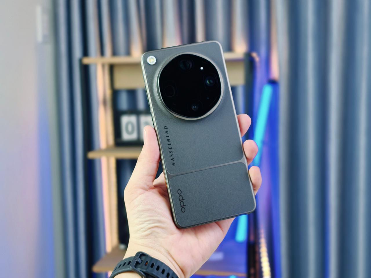Trên tay OPPO Find X9 Ultra