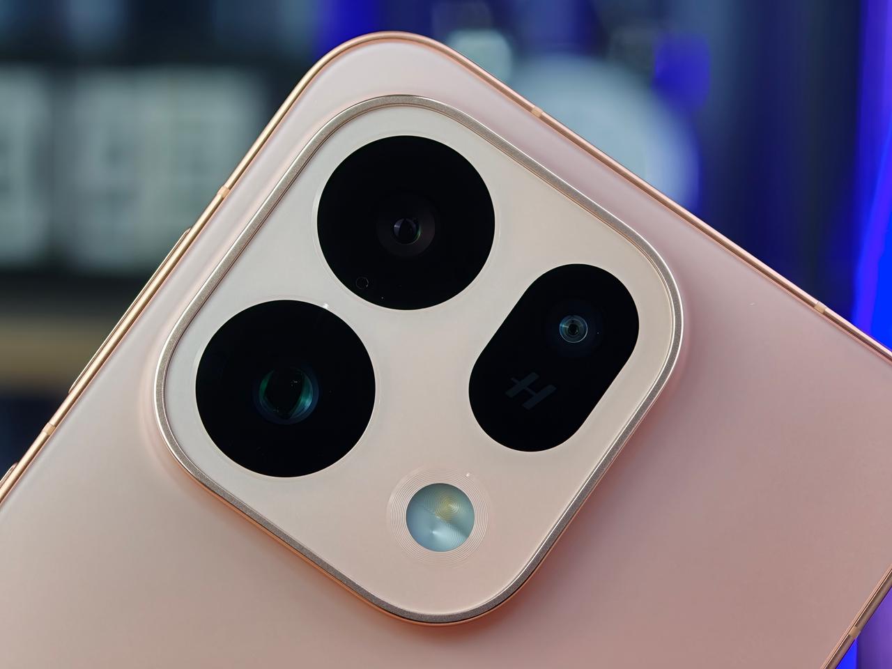 OPPO Find X9s có 3 camera 50MP