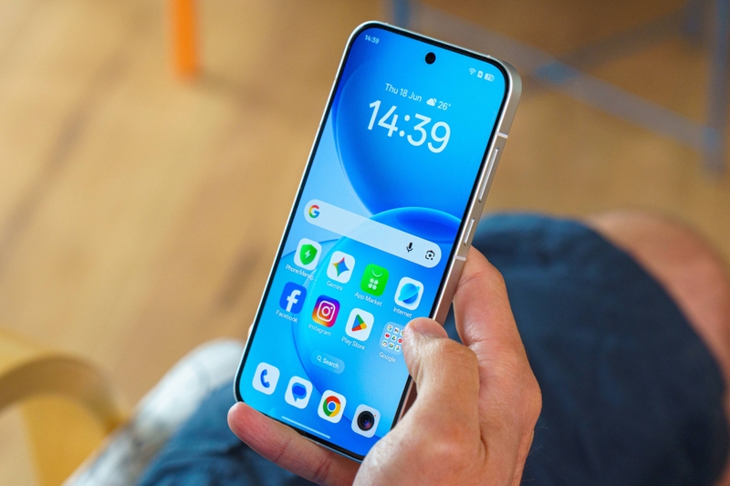 Có nên mua OPPO Reno 16