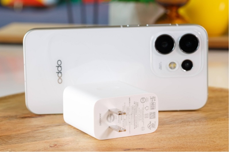 Dung lượng pin OPPO Reno 16 bao nhiêu mAh