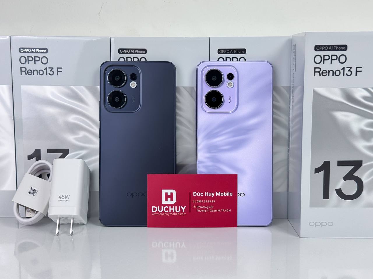 OPPO Reno13 F có thiết kế cánh bướm đẹp mắt