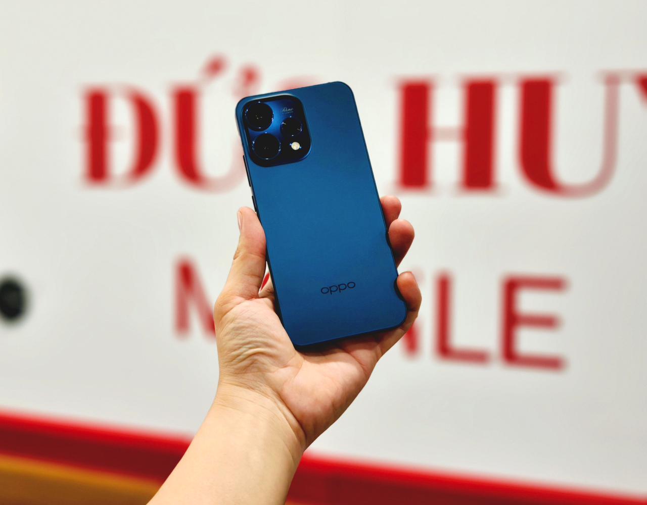 Màn hình khủng tần số quét 120Hz mượt mà