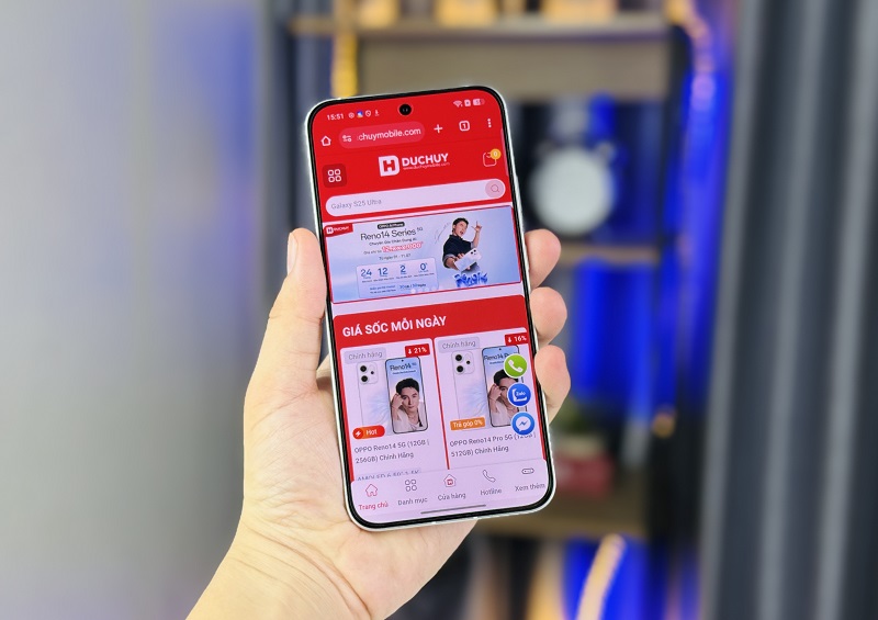 OPPO Reno15 Mini được trang bị màn hình OLED phẳng 6.31 inch